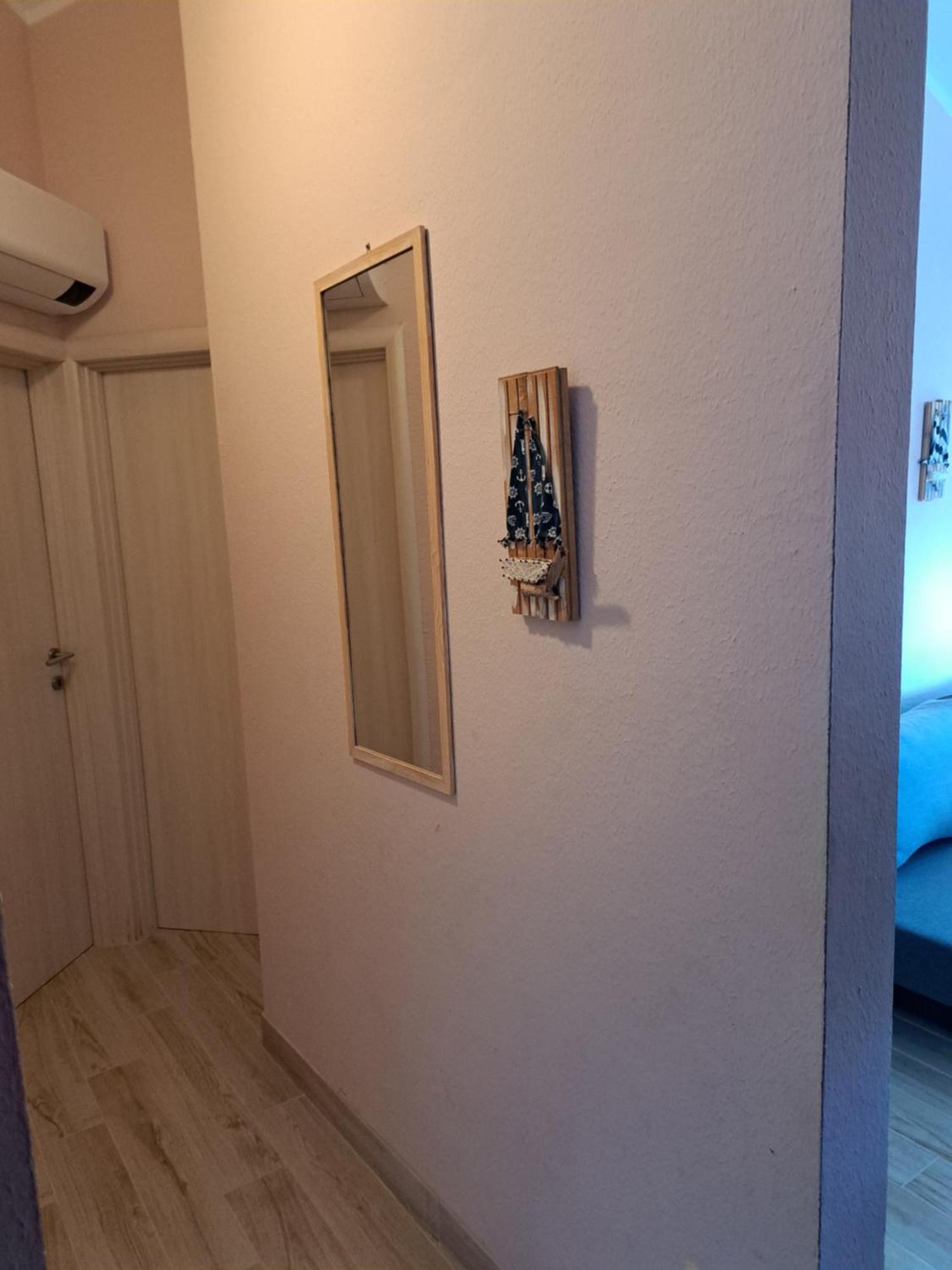 Apartment 4d *